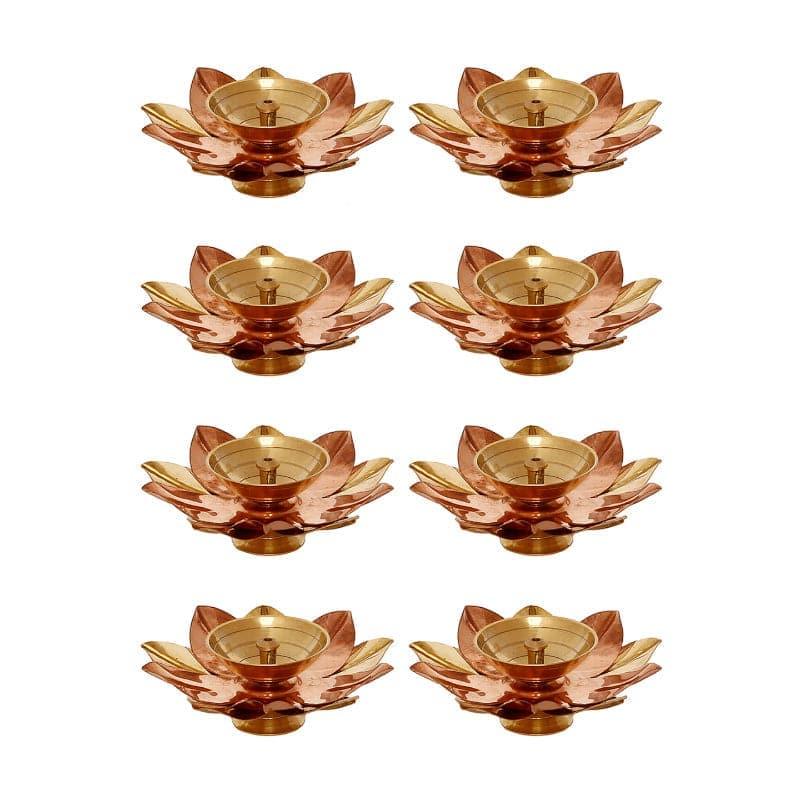 Buy Dvija Pushp Diya - Set Of Eight Diyas from Vaaree