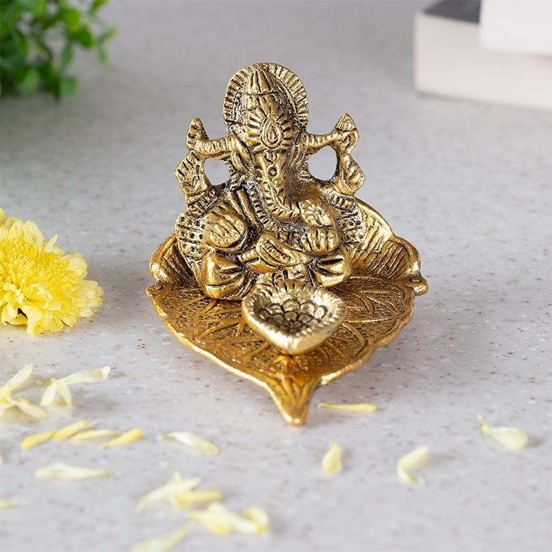 Buy Gajanana Decorative Diya Diyas from Vaaree