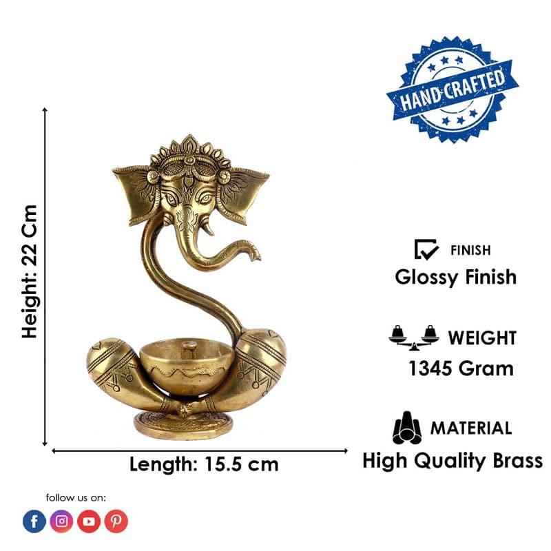 Buy Ganesh Decorative Diya Diyas from Vaaree