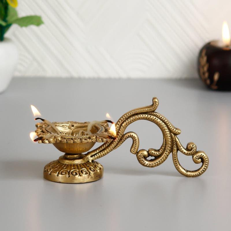 Buy Gilora Ethnic Diya Diyas from Vaaree