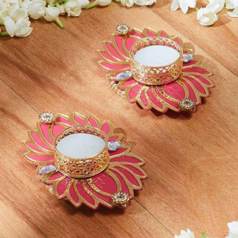 Buy Kamal Bloom Festive Diya (Red) - Set Of Two Diyas from Vaaree