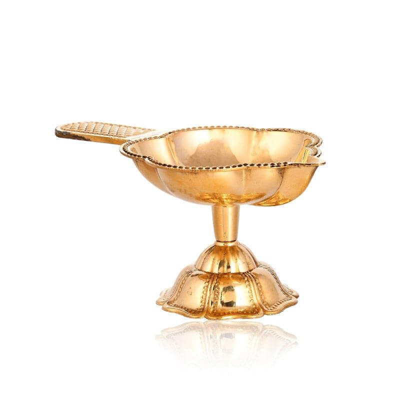 Buy Manusi Brass Diya Diyas from Vaaree