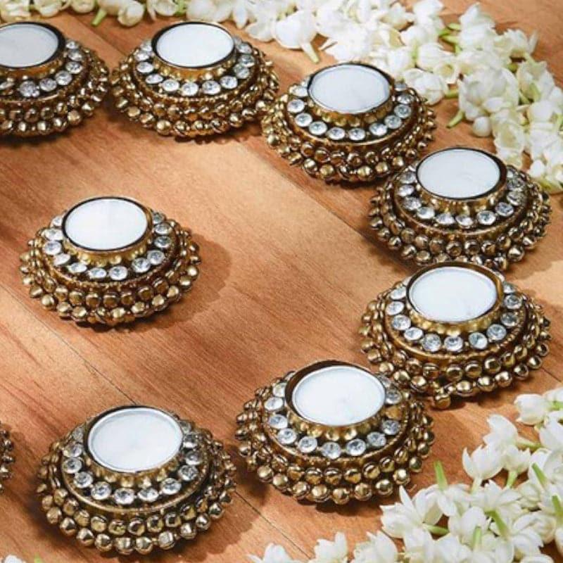 Buy Preva Festive Diya - Set Of Twelve Diyas from Vaaree