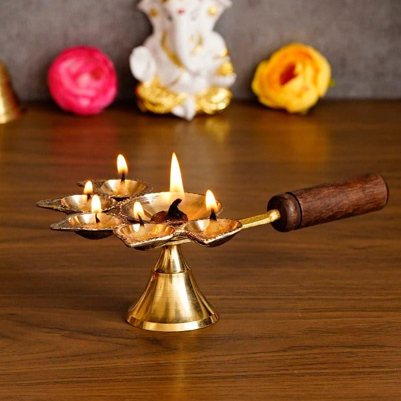 Buy Rangita Panchdeep Diya Diyas from Vaaree