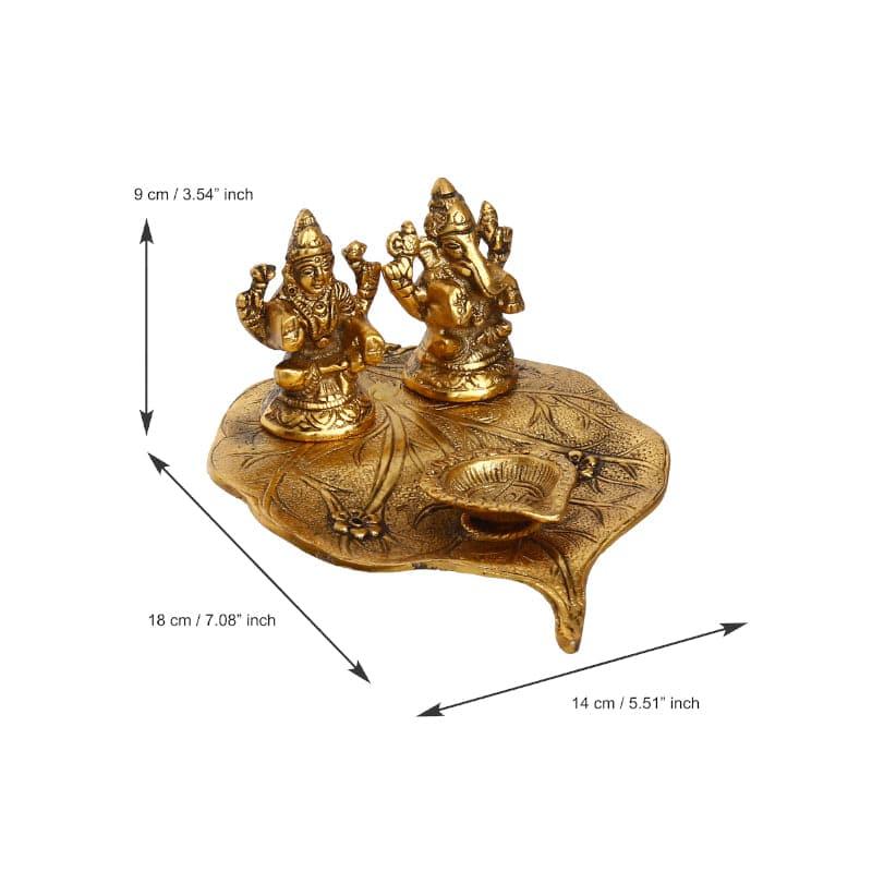 Buy Sacred Lakshmi Ganesha Idol Diyas from Vaaree