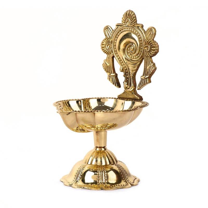 Buy Shankh Brass Diya Diyas from Vaaree