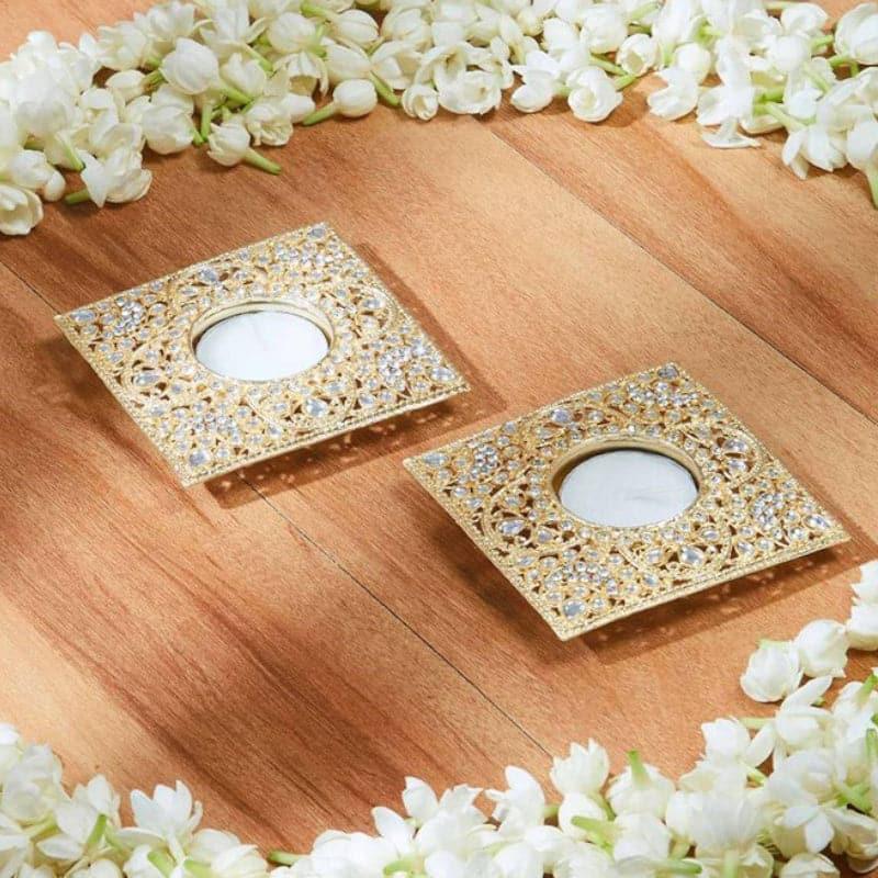 Buy Tharuna Festive Diya - Set Of Two Diyas from Vaaree