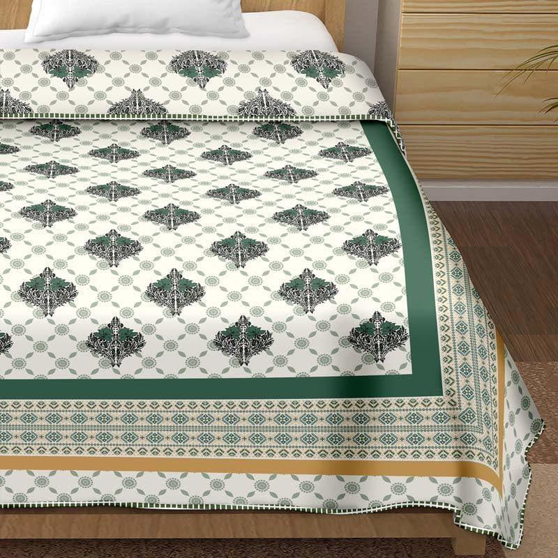 Buy Mukhta Blockprint Dohar - Green Dohars from Vaaree