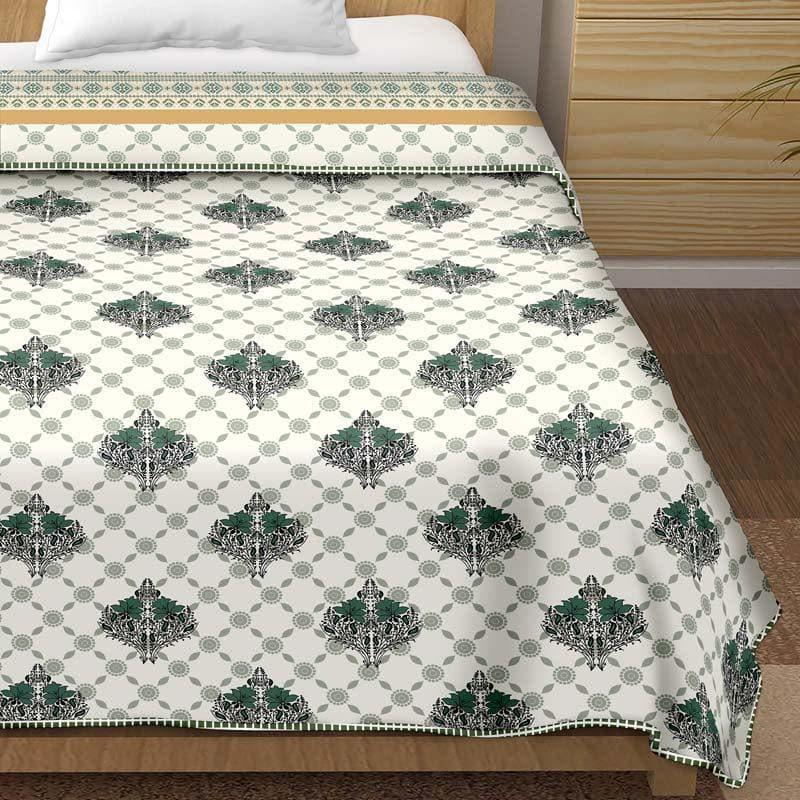 Buy Mukhta Blockprint Dohar - Green Dohars from Vaaree