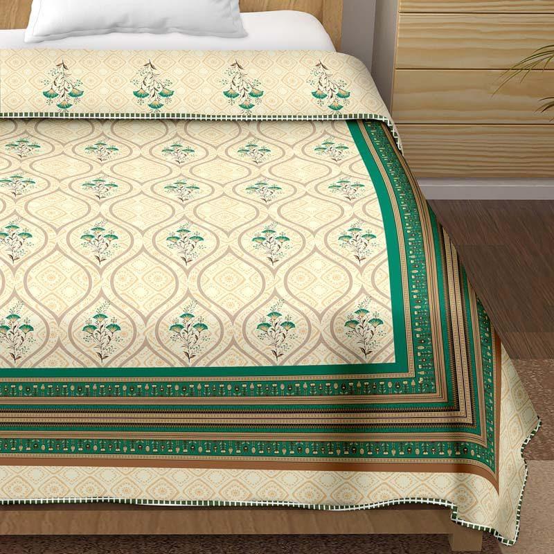 Buy Wavy Royal Dohar - Green Dohars from Vaaree