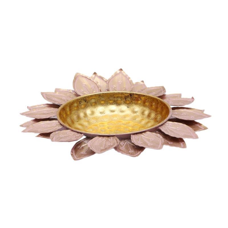 Buy Chakrana Phoola Urli - Pink Urli from Vaaree