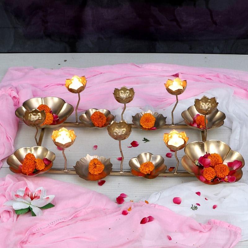 Buy Galora Lotus Urli - Set Of Two Urli from Vaaree