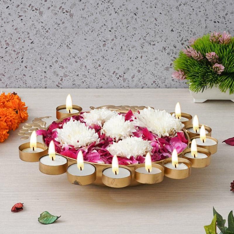 Buy Mantra Urli With Diya Urli from Vaaree