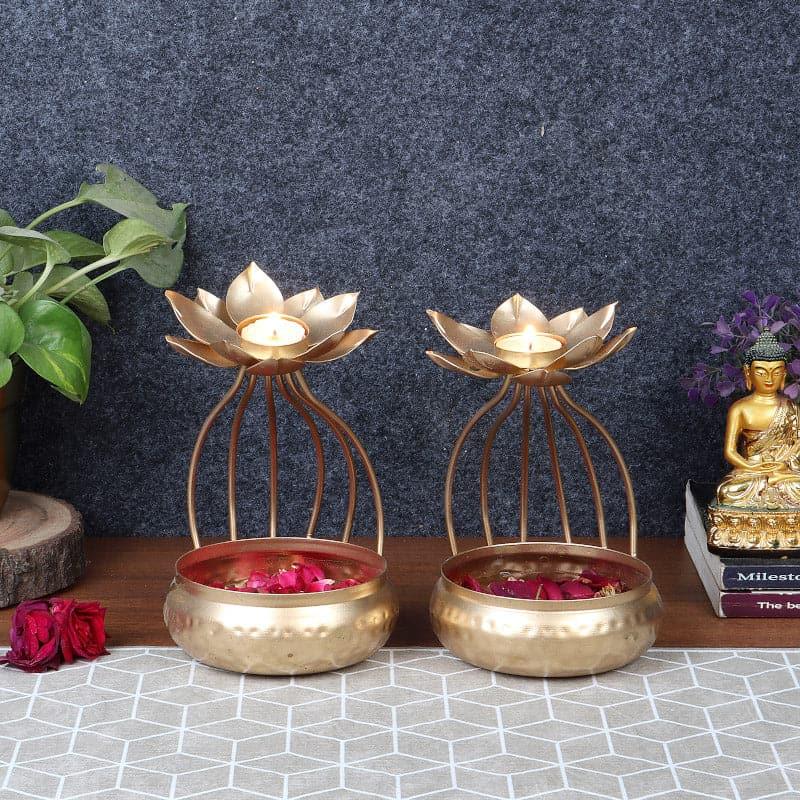 Buy Mridvi Ethnic Urli - Set Of Two Urli from Vaaree