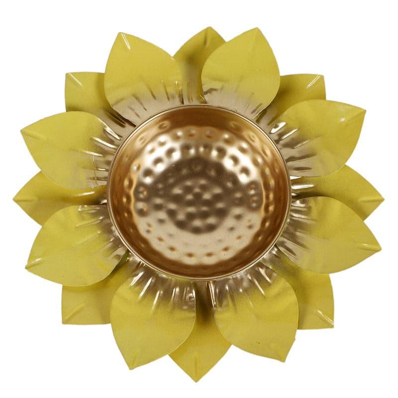 Buy Stheva Pushpa Urli - Yellow Urli from Vaaree