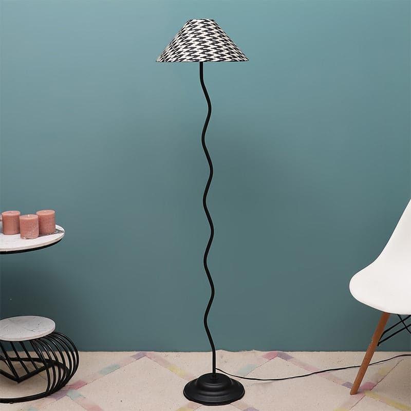 Buy Chevronic Wavo Floor Lamp Floor Lamp from Vaaree