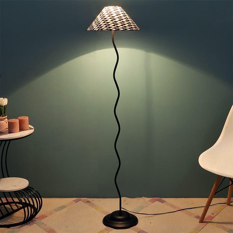 Buy Chevronic Wavo Floor Lamp Floor Lamp from Vaaree