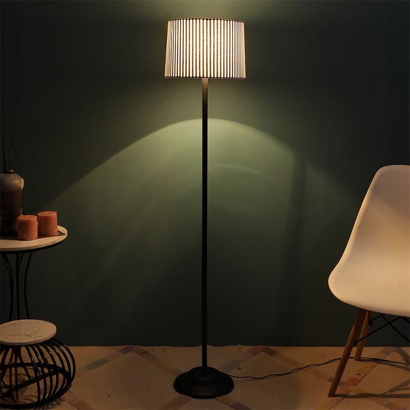 Buy Zebro Bergo Floor Lamp Floor Lamp from Vaaree