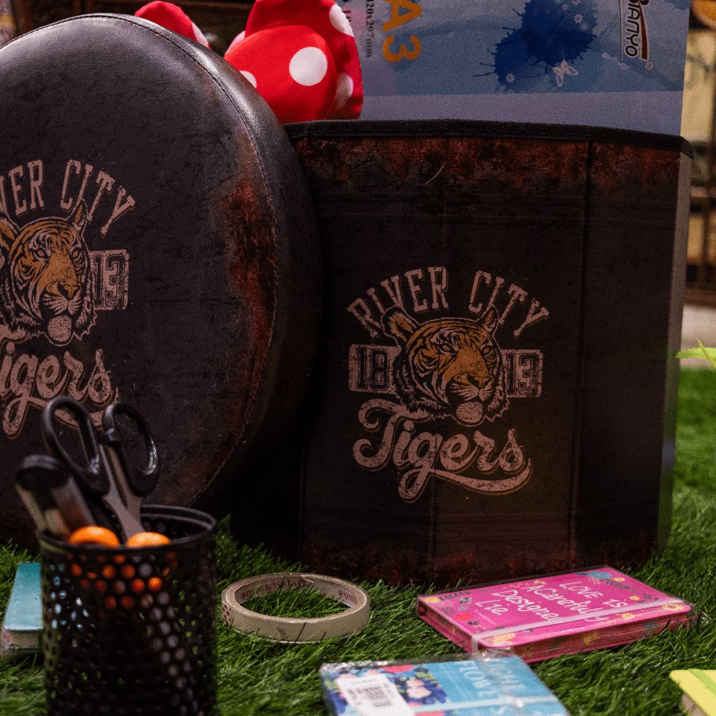 Buy Tigers Foldable Stool Benches & Stools from Vaaree