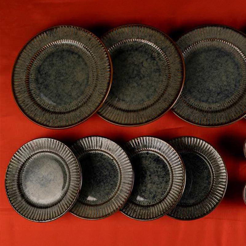 Buy Sragen Handmade Dinner Set - Twelve Piece Set Dinner Set from Vaaree