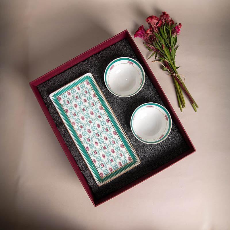 Buy Aafreen Bowl & Tray Gift Box - Set of Three Gift Box from Vaaree