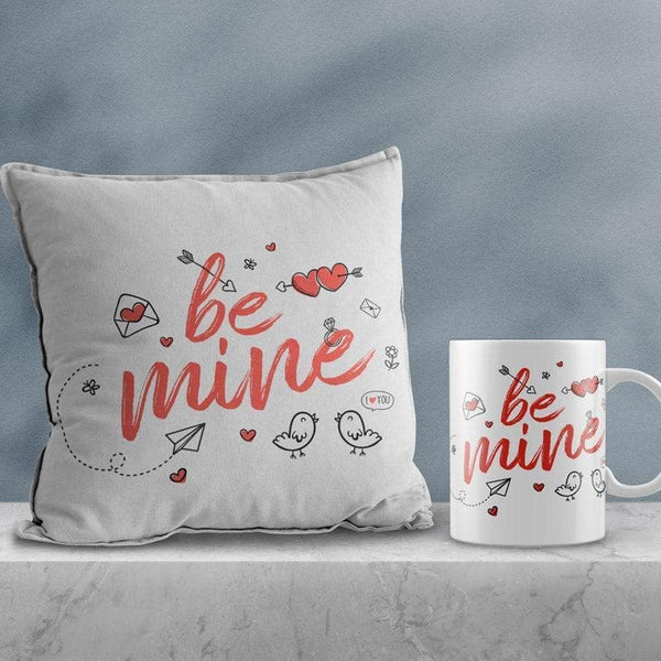 Buy Be Mine Valentine Gift Set Gift Box from Vaaree