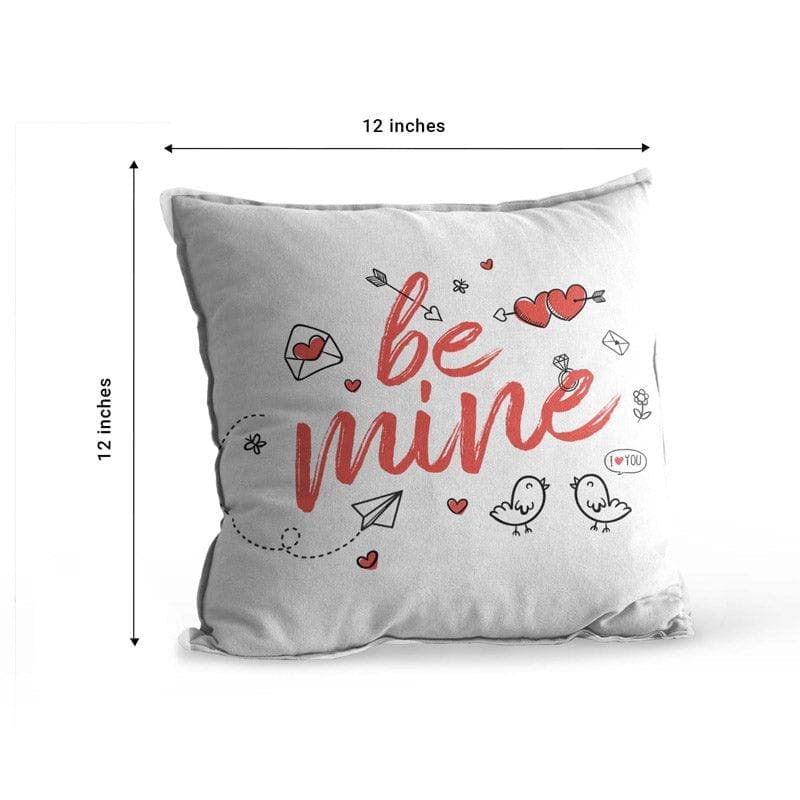 Buy Be Mine Valentine Gift Set Gift Box from Vaaree