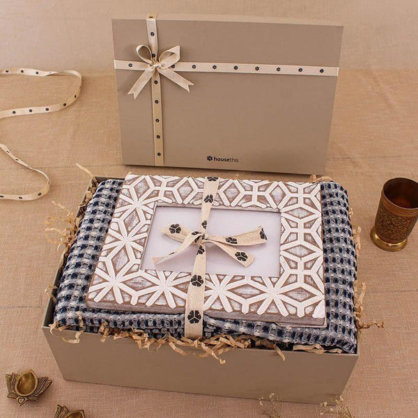 Buy Gift Box - Cosette Photoframe & Throw Gift Box at Vaaree online