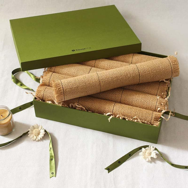 Buy Gift Box - Freaky Fringe Table Mat Gift Box - Set Of Six at Vaaree online