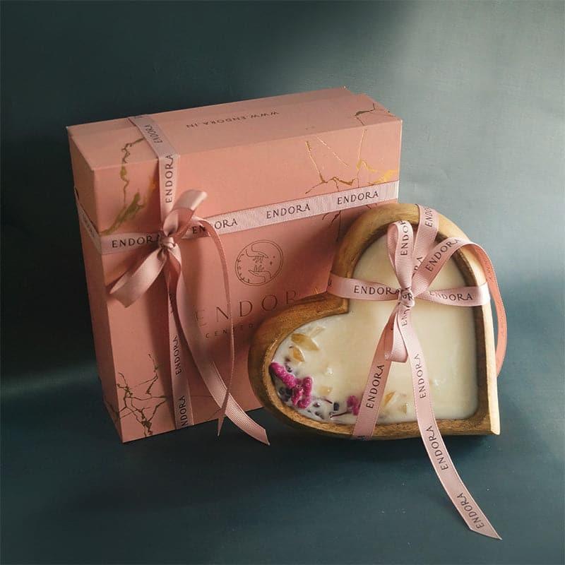 Buy Gift Box - Gija Velvet Rose & Oudh Scented Candle at Vaaree online