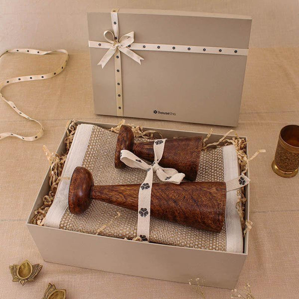 Buy Saddle Candle Stand & Runner Gift Box - Coffee Brown Gift Box from Vaaree