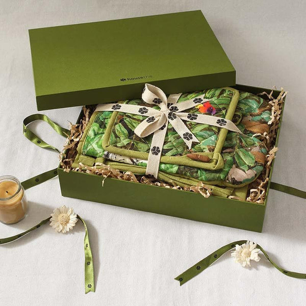 Buy Sunderbans Gift Box Gift Box from Vaaree