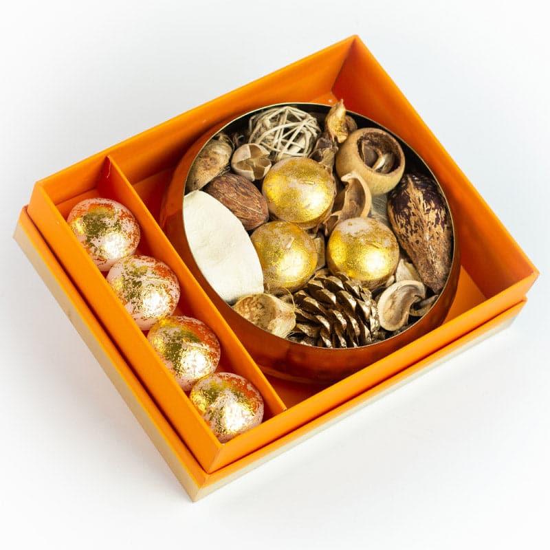 Buy Potpourri Surprise Gift Box Gift Box from Vaaree