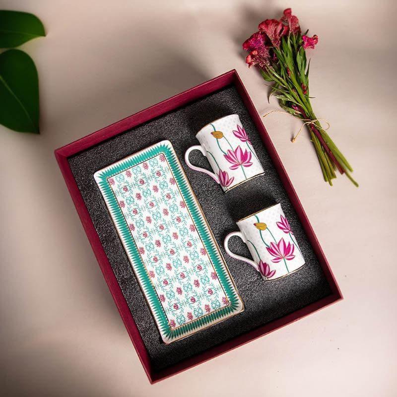 Buy Sarseejh Mug & Tray Gift Box - Set Of Three Gift Box from Vaaree