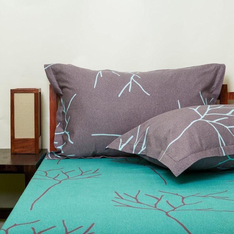 Buy Vidisha Bedsheet Gift Set- Turquoise Gift Box from Vaaree