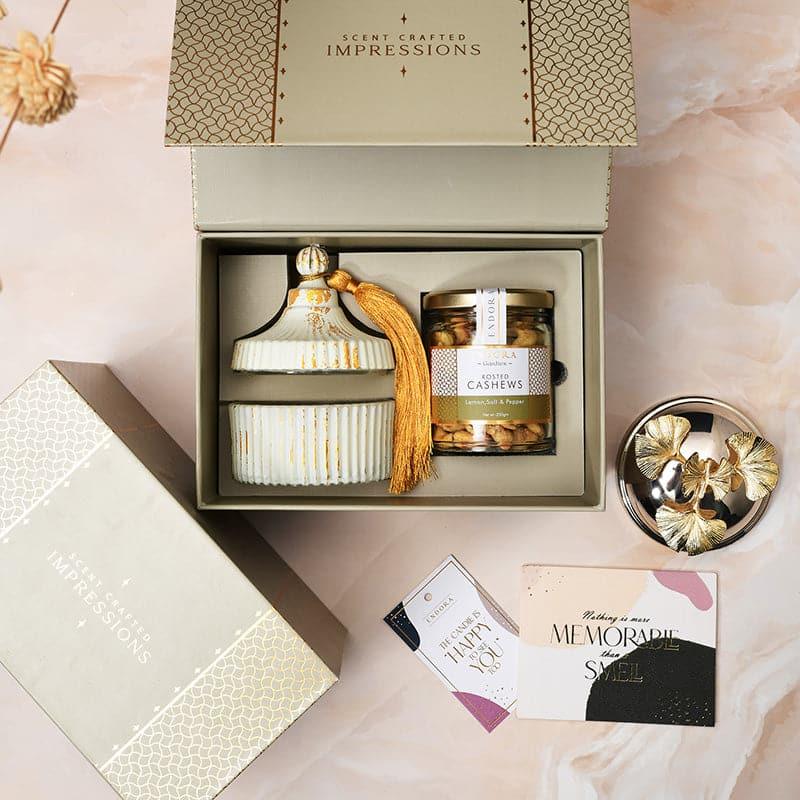Buy Gift Box - Werna Mirza Oudh Arabia Gift Box at Vaaree online