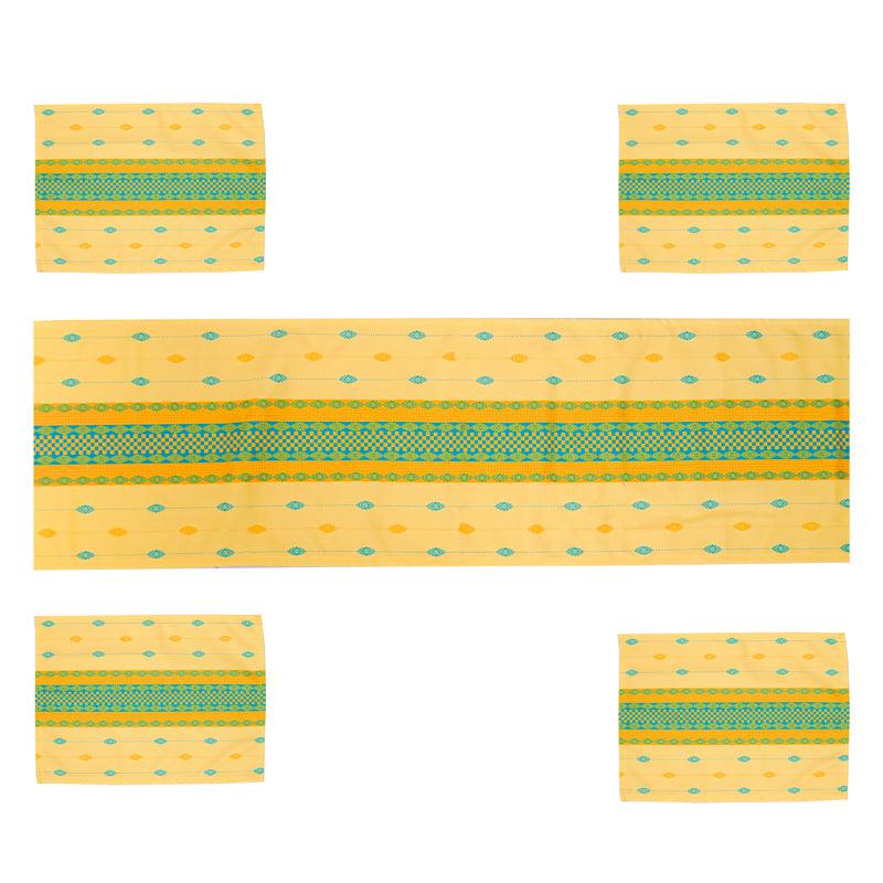 Buy Sambalpuri Elegance Table Runner & Placemat - Five Piece Set Table Linen Set from Vaaree