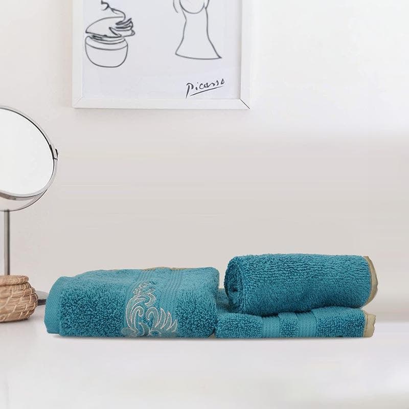 Buy Soakezy Hand & Face Towel (Blue) - Three Piece Set Hand & Face Towels from Vaaree