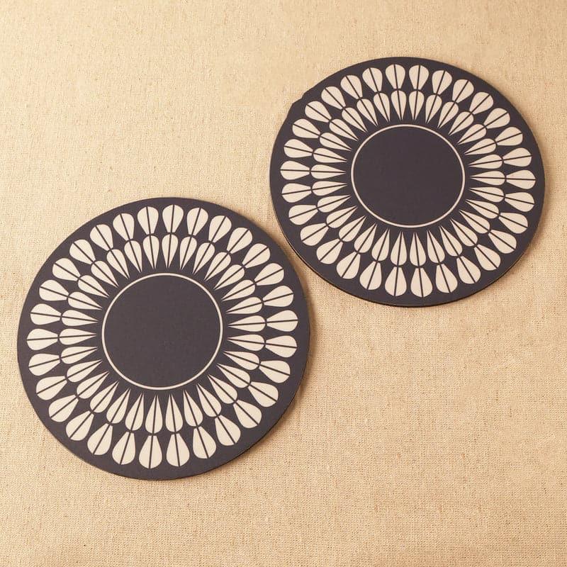 Buy Manjula Floral Trivet - Set Of Four Hot Mats from Vaaree