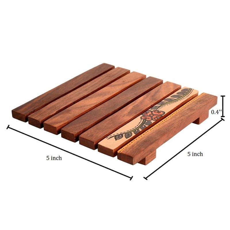 Buy Pramoda Vine Wooden Trivet - Set Of Three Hot Mats from Vaaree