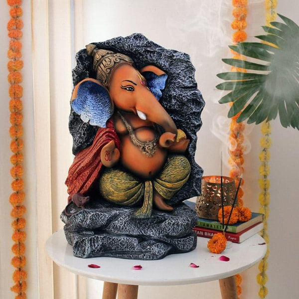 Idols & Sets - Etched Ganesha Idol