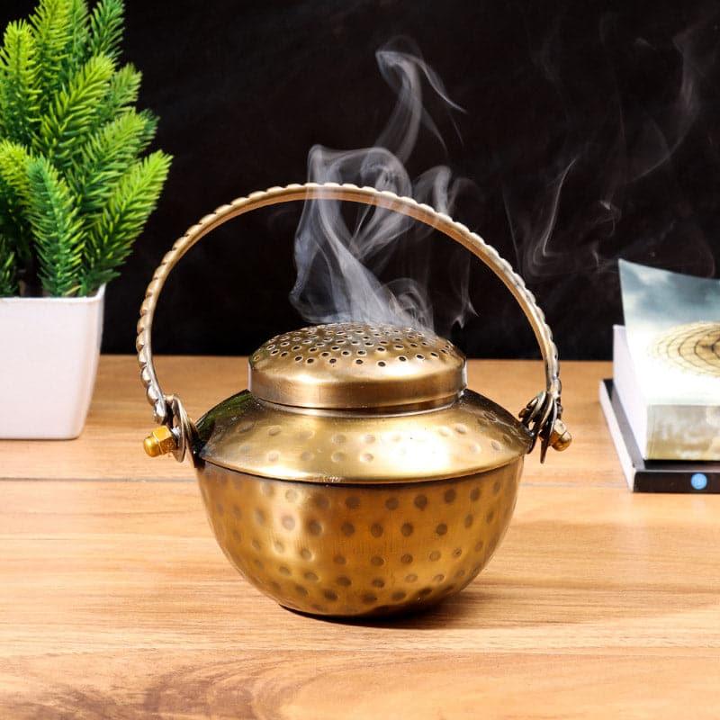 Buy Asini Lobaan With Handle Incense Holders from Vaaree