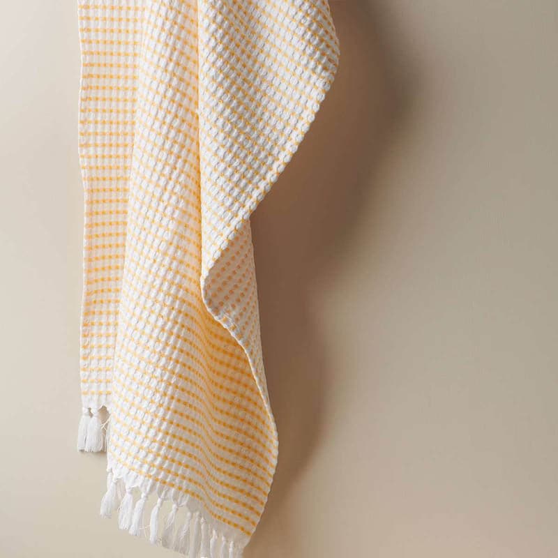 Buy Alyssa Pebble Waffle Bath Towel - Melon Bath Towels from Vaaree