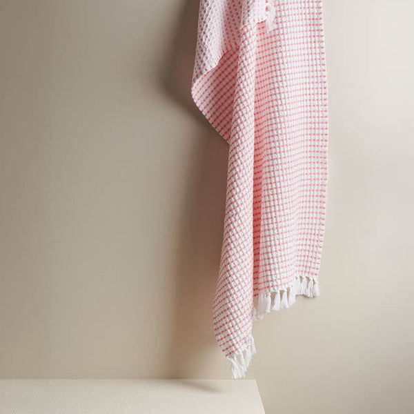 Buy Alyss Waffle Bath Towel - Peach Bath Towels from Vaaree