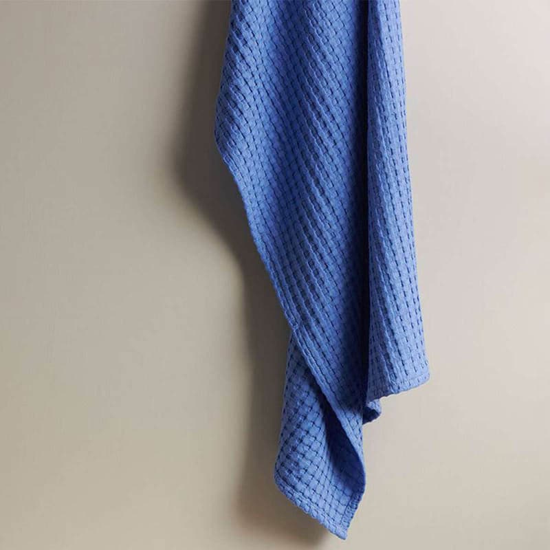 Buy Alyssa Pebble Textured Waffle Bath Towel - Dark Blue Bath Towels from Vaaree