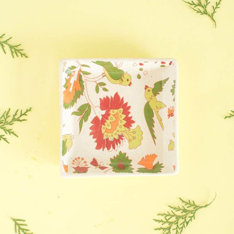 Buy Cordelia Mug With Square Tray Set - Set Of Three Mug & Tea Cup from Vaaree