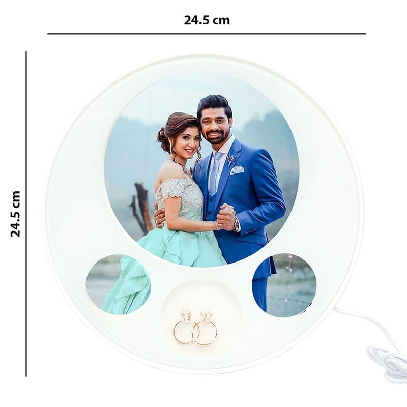 Buy Dirda LED Photo Frame Photo Frames from Vaaree