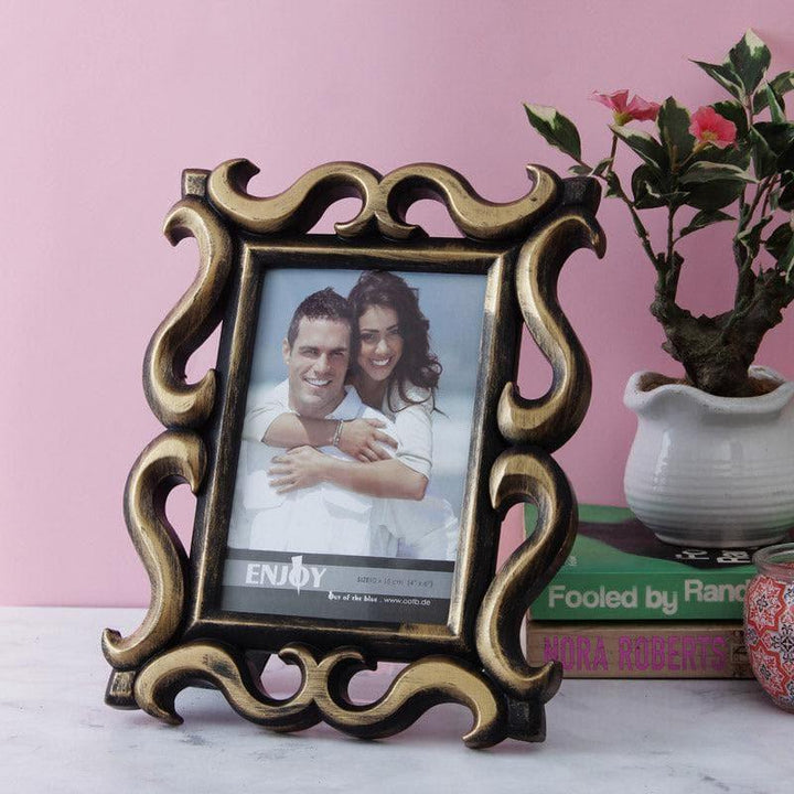 Photo Frames - Elara Photo Frame