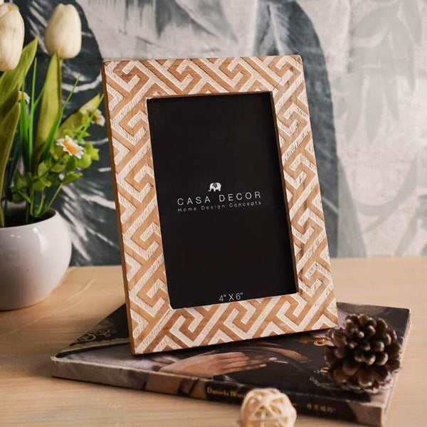 Buy Memory Maze Photo Frame Photo Frames from Vaaree