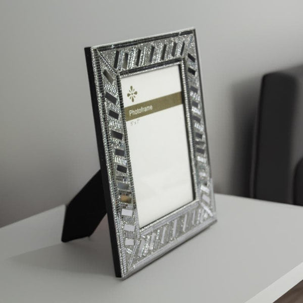 Buy Mimothy Photo Frame Photo Frames from Vaaree